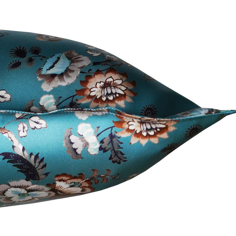 High definition digital printed silk pillowcase with fine seam craftsmanship