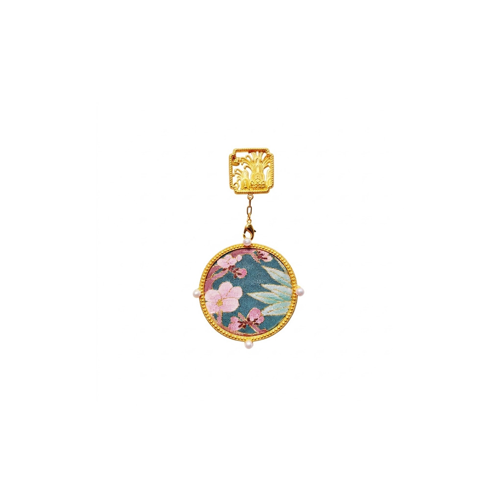 Kesi Brooch